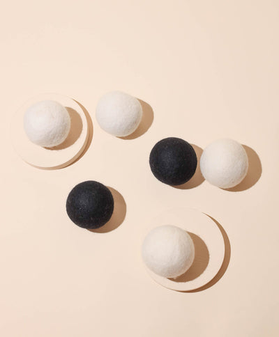 BLACK ECO WOOL BALLS- PACK OF 6